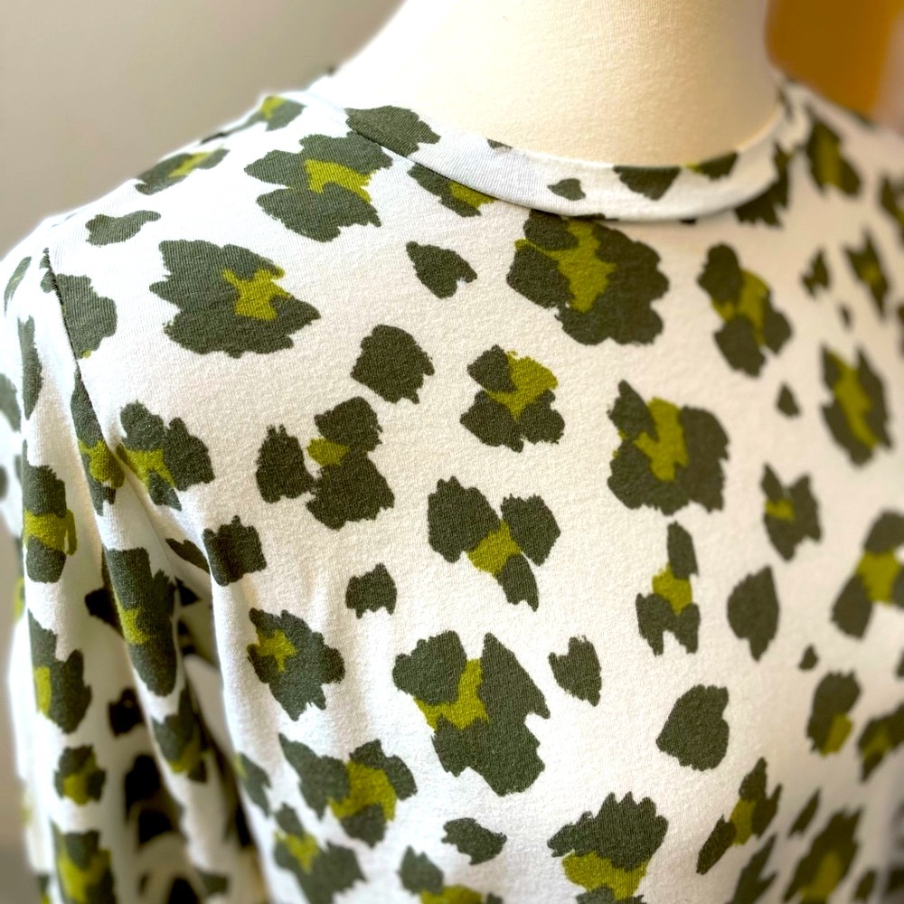 Loft Leopard Print Long Sleeve Top 100% Cotton! 
Size M